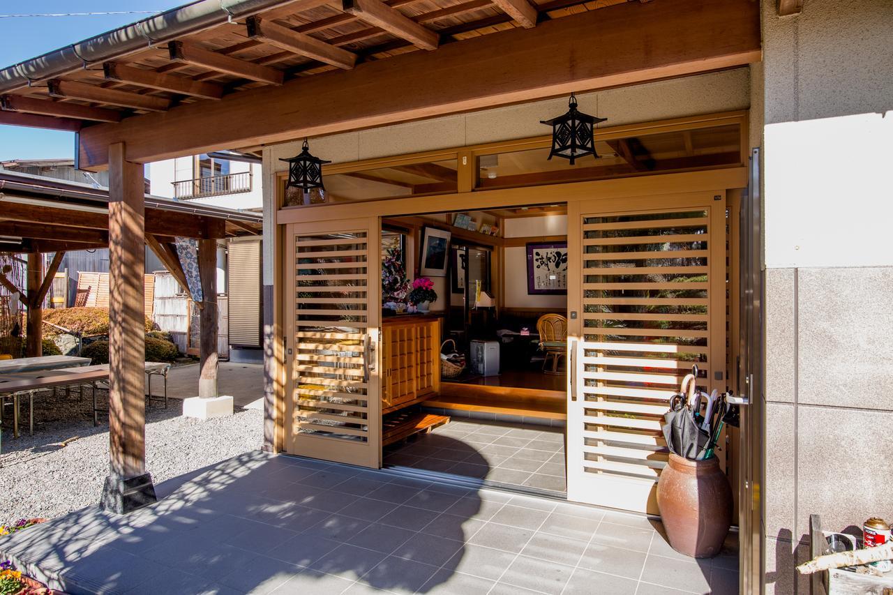 Resort Inn Fushimi Mt Fuji Фудзикавагутико Экстерьер фото