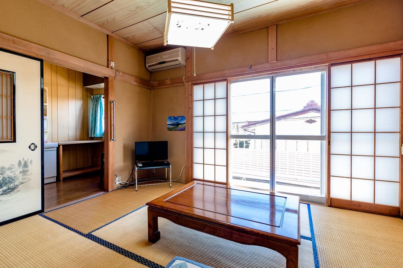 Resort Inn Fushimi Mt Fuji Фудзикавагутико Экстерьер фото