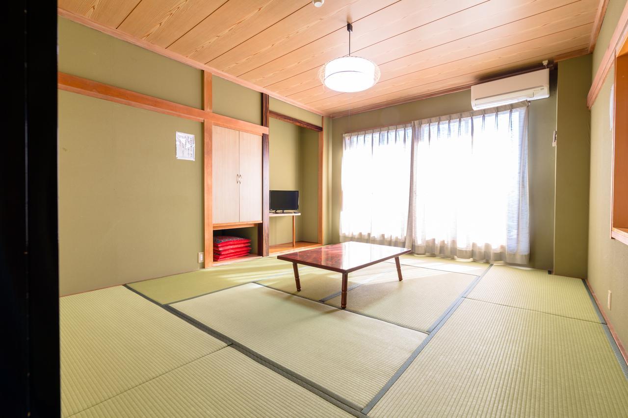 Resort Inn Fushimi Mt Fuji Фудзикавагутико Экстерьер фото